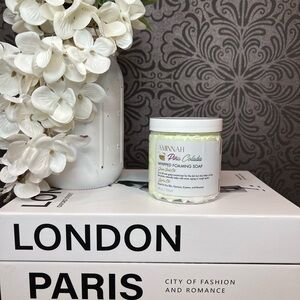 Aminnah - Pina Colada Whipped Foaming Soap - Light Green